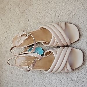 NWT Blush Memory Foam Heeled Sandals 8
